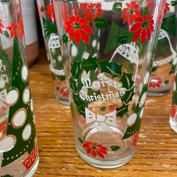 Hazel Atlas Vintage Christmas Holiday Tumblers - Picture 5 of 7